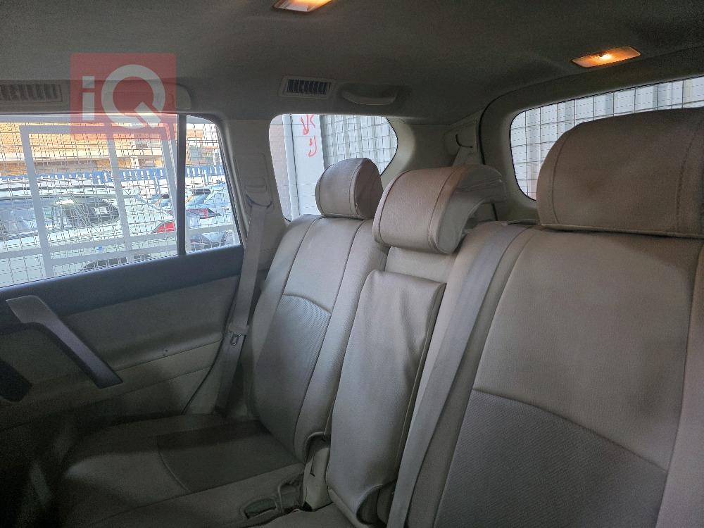 تۆیۆتا لاندكروزر پرادۆ